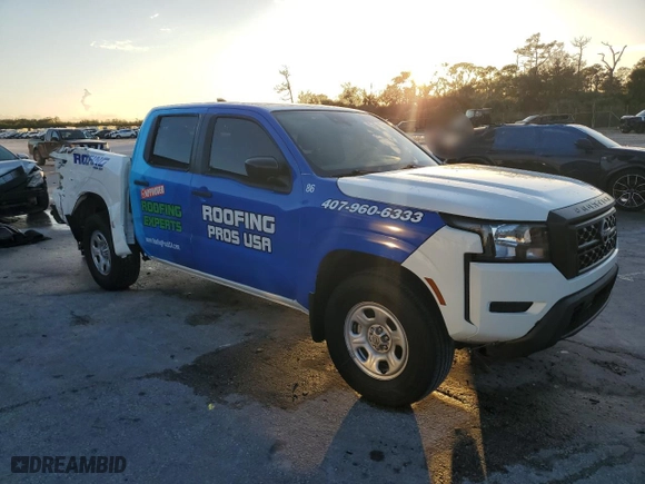 2024 Nissan Frontier SV with VIN 1N6ED1EJ2RN647739, listed as a Copart auction lot 85973344 with 15,592 mi miles and Non Repairable. Bid and sale history available at carsss.com. Image 4.