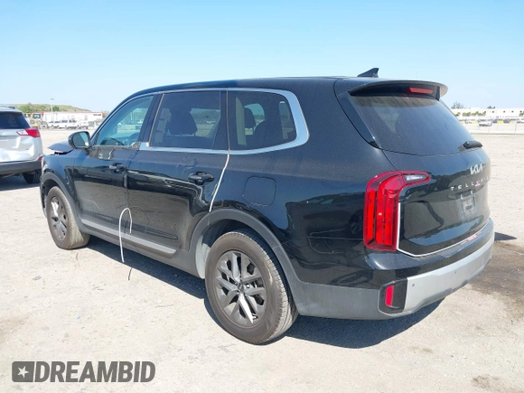 2024 Kia Telluride LX z VIN 5XYP24GC6RG482724, wystawiony jako IAAI lot #41806081 z przebiegiem 37 700 mil mil oraz . Historia ofert i sprzedaży dostępna na DreamBid. Obrazek 3.