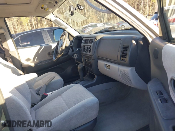 2001 Mitsubishi Montero Sport XLS with VIN JA4LS31H21P063147, listed as a IAAI auction lot 41367823 with 189,373 mi miles. Bid and sale history available at carsss.com. Image 5.