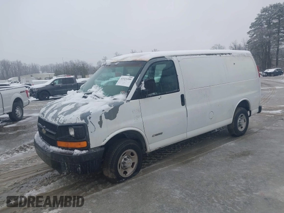 2003 Chevrolet Express Cargo with VIN 1GCGG25U931185214, listed as a IAAI auction lot 41523289 with 156,711 mi miles and . Bid and sale history available at DreamBid. Image 2.