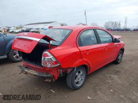 2008 Chevrolet Aveo LS with VIN KL1TD56618B052786, listed as a IAAI auction lot 40890445 with 164,714 mi miles and . Bid and sale history available at DreamBid. Image 4.