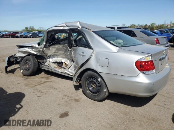 2005 Toyota Camry STD z VIN 4T1BE32K25U091780, wystawiony jako Copart lot #55323955 z przebiegiem Nie podano mil oraz Szkoda całkowita • Salvage title. Historia ofert i sprzedaży dostępna na DreamBid. Obrazek 2.