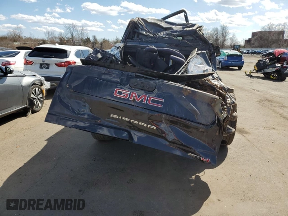 2024 GMC Sierra 2500HD AT4 z VIN 1GT49PE77RF264722, wystawiony jako Copart lot #49703595 z przebiegiem Nie podano mil oraz Szkoda całkowita • Salvage title. Historia ofert i sprzedaży dostępna na DreamBid. Obrazek 6.