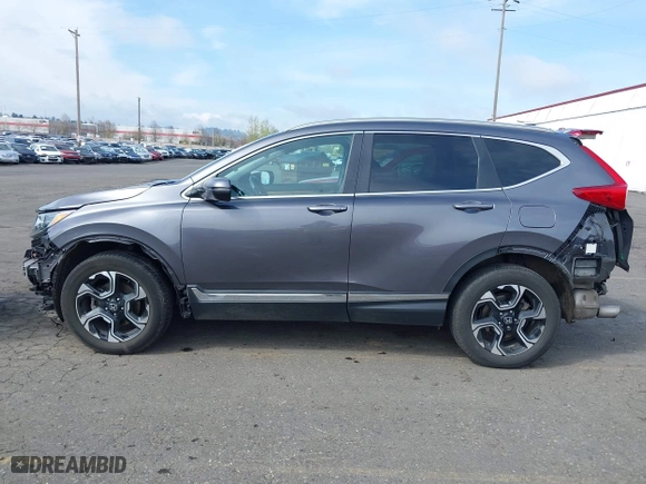 2017 Honda CR-V Touring with VIN 2HKRW2H95HH646184, listed as a IAAI auction lot 41906341 with 58,529 mi miles. Bid and sale history available at carsss.com. Image 15.