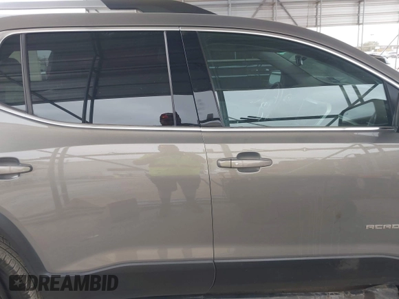 2019 GMC Acadia SLT with VIN 1GKKNMLS8KZ130657, listed as a IAAI auction lot 41745210 with 193,669 mi miles and . Bid and sale history available at DreamBid. Image 13.