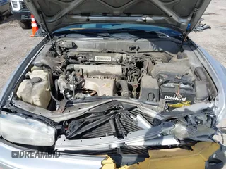 1992 Toyota Camry LE with VIN 4T1SK12E4NU141697, listed as a IAAI auction lot 41975478 with 100,732 mi miles. Bid and sale history available at carsss.com. Image 10.