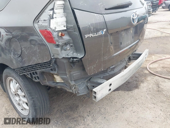 2016 Toyota Prius Two with VIN JTDZN3EU5GJ052489, listed as a IAAI auction lot 42153777 with 261,227 mi miles and . Bid and sale history available at DreamBid. Image 6.