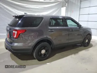 2018 Ford Police Interceptor Utility z VIN 1FM5K8AR2JGC56401, wystawiony jako Copart lot #56989315 z przebiegiem 115 488 mil mil oraz Tytuł czysty. Historia ofert i sprzedaży dostępna na DreamBid. Obrazek 3.