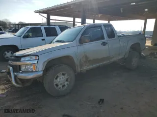 2005 Chevrolet Colorado LS Z71 with VIN 1GCDT196058219751, listed as a Copart auction lot 43018135 with 280,096 mi miles and Salvage Title. Bid and sale history available at carsss.com. Image 1.