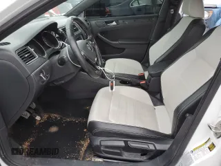 2016 Volkswagen Jetta Sport with VIN 3VWB17AJ3GM239133, listed as a Copart auction lot 40429084 with 130,875 mi miles and Salvage title. Bid and sale history available at DreamBid. Image 7.