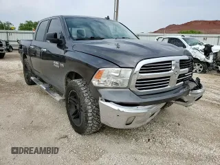 2017 Ram 1500 Lone Star z VIN 3C6RR6LT9HG637098, wystawiony jako Copart lot #55029165 z przebiegiem 98 995 mil mil oraz Szkoda całkowita • Salvage title. Historia ofert i sprzedaży dostępna na DreamBid. Obrazek 14.