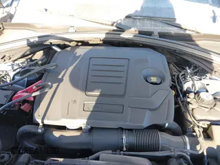 2018 Land Rover Range Rover Velar R-Dynamic SE with VIN SALYL2RX3JA740300, listed as a IAAI auction lot 41785138 with 96,781 mi miles and . Bid and sale history available at DreamBid. Image 10.
