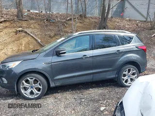 2019 Ford Escape Titanium с VIN 1FMCU9J99KUA43102, выставлен на аукционе IAAI как лот 42146907 с пробегом 91 724 миль миль и . История ставок и продаж доступна на DreamBid. Изображение 15.