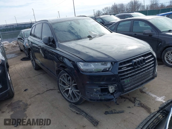 2019 Audi Q7 Prestige with VIN WA1VAAF78KD041186, listed as a IAAI auction lot 41641100 with 157,210 mi miles. Bid and sale history available at carsss.com. Image 1.