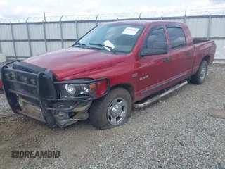 2008 Dodge 1500 SLT z VIN 3D7KR19D38G126652, wystawiony jako IAAI lot #42156444 z przebiegiem 212 884 mil mil oraz . Historia ofert i sprzedaży dostępna na DreamBid. Obrazek 2.