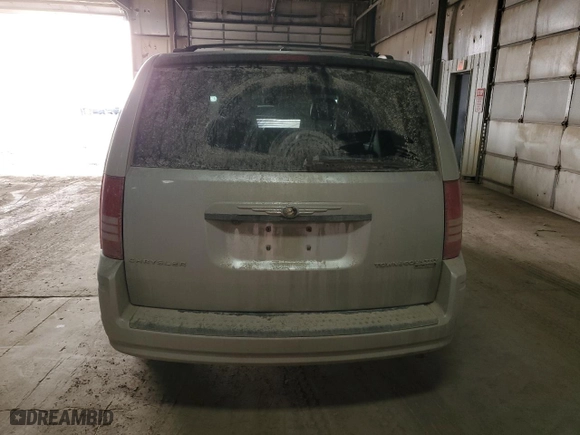 2010 Chrysler Town & Country Touring Plus with VIN 2A4RR8D17AR428664, listed as a Copart auction lot 85223524 with NaN miles and Salvage Title. Bid and sale history available at carsss.com. Image 6.