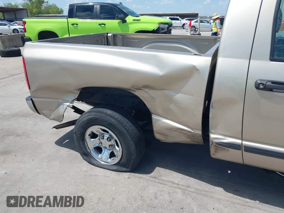 2005 Dodge 1500 SLT with VIN 1D7HA16N55J547409, listed as a IAAI auction lot 42098340 with 208,714 mi miles. Bid and sale history available at carsss.com. Image 6.