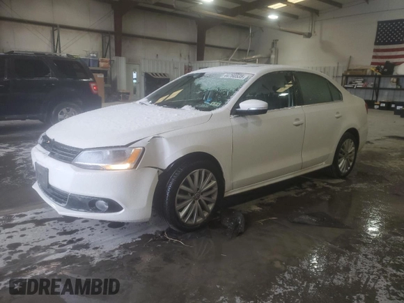 2012 Volkswagen Jetta Sedan SEL w/Sunroof with VIN 3VWLX7AJ7CM305373, listed as a Copart auction lot 44760535 with 66,268 mi miles and Salvage Title. Bid and sale history available at carsss.com. Image 1.