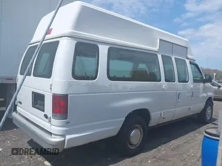 2004 Ford Econoline Cargo with VIN 1FTNS24W64HA94953, listed as a IAAI auction lot 42103481 with 224,922 mi miles. Bid and sale history available at carsss.com. Image 4.