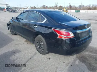 2015 Nissan Altima S with VIN 1N4AL3AP6FN302032, listed as a IAAI auction lot 41308138 with 175,794 mi miles and . Bid and sale history available at DreamBid. Image 3.