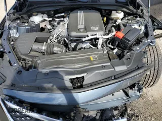 2025 Cadillac CT5 Premium Luxury z VIN 1G6DS5RK6S0106455, wystawiony jako Copart lot #54930325 z przebiegiem 1488 mil mil oraz Szkody całkowita. Historia ofert i sprzedaży dostępna na DreamBid. Obrazek 11.