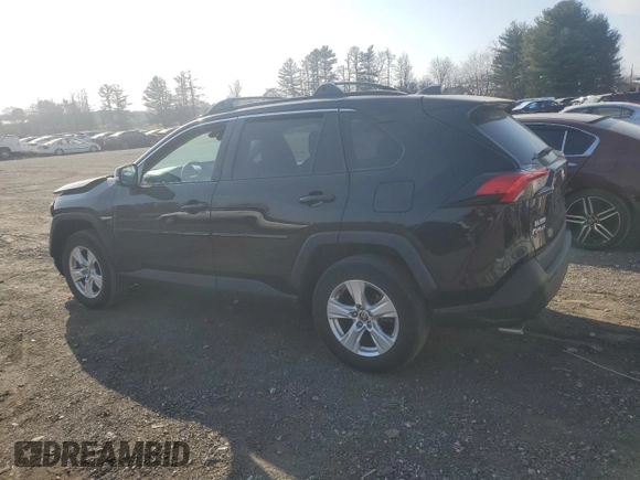 2021 Toyota RAV4 XLE with VIN 2T3P1RFV1MC200455, listed as a Copart auction lot 49230535 with 52,119 mi miles and Salvage Title. Bid and sale history available at carsss.com. Image 2.