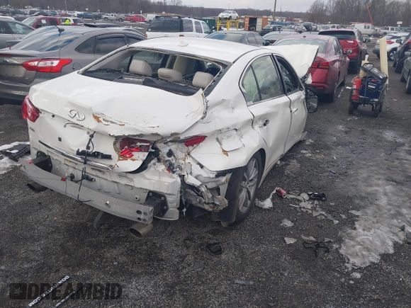 2014 Infiniti Q50 Sport with VIN JN1BV7AR8EM688686, listed as a IAAI auction lot 41310491 with 147,536 mi miles and . Bid and sale history available at DreamBid. Image 4.
