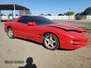 2001 Pontiac Firebird Formula z VIN 2G2FV22G112117625, wystawiony jako Copart lot #81836394 z przebiegiem 142 503 mil mil oraz Szkoda całkowita • Salvage title. Historia ofert i sprzedaży dostępna na DreamBid. Obrazek 4.