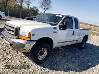 2000 Ford Super Duty F-250 XL with VIN 1FTNX21L5YEC47096, listed as a Copart auction lot 79095314 with 250,260 mi miles and Salvage Title. Bid and sale history available at carsss.com. Image 1.