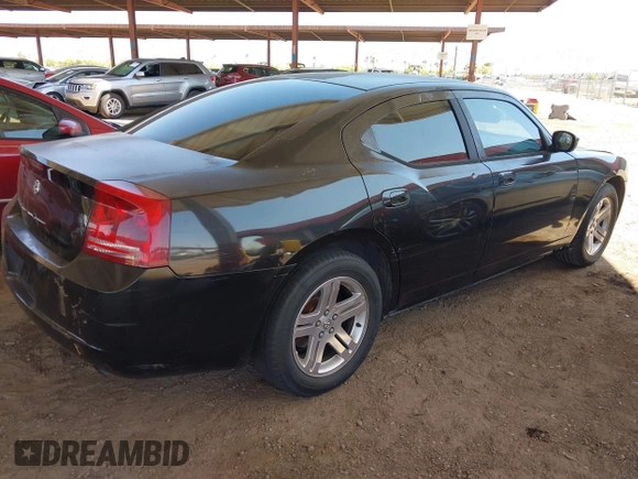 2007 Dodge Charger z VIN 2B3LA43G97H752393, wystawiony jako IAAI lot #42305031 z przebiegiem 135 684 mil mil oraz . Historia ofert i sprzedaży dostępna na DreamBid. Obrazek 4.