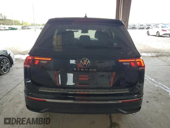 2022 Volkswagen Tiguan S с VIN 3VV1B7AX2NM110802, выставлен на аукционе Copart как лот 57135405 с пробегом 33 332 миль миль и На запчасти • Non repairable. История ставок и продаж доступна на DreamBid. Изображение 6.