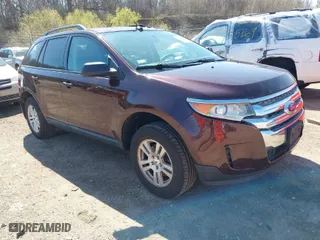 2011 Ford Edge SE with VIN 2FMDK3GC3BBB17596, listed as a IAAI auction lot 42044572 with 189,745 mi miles. Bid and sale history available at carsss.com. Image 1.