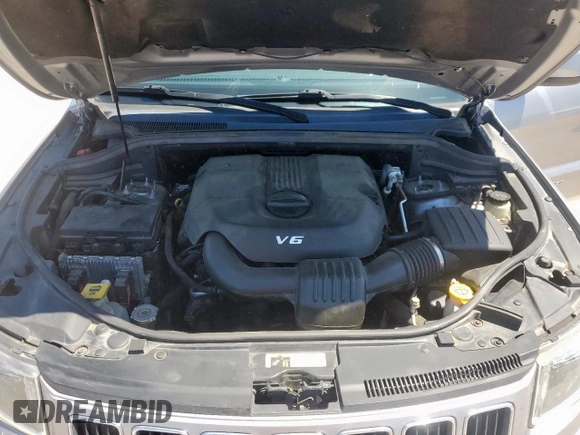 2015 Jeep Grand Cherokee Altitude with VIN 1C4RJFAG2FC156583, listed as a Copart auction lot 66013775 with 122,907 mi miles and Clean title. Bid and sale history available at DreamBid. Image 12.