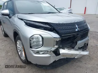 2022 Mitsubishi Outlander ES z VIN JA4J3TA88NZ015201, wystawiony jako IAAI lot #42264912 z przebiegiem 78 601 mil mil oraz . Historia ofert i sprzedaży dostępna na DreamBid. Obrazek 6.