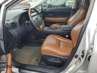 2013 Lexus RX 350 z VIN JTJZK1BA0D2415663, wystawiony jako Copart lot #49507455 z przebiegiem 92 309 mil mil oraz Szkoda całkowita • Salvage title. Historia ofert i sprzedaży dostępna na DreamBid. Obrazek 7.