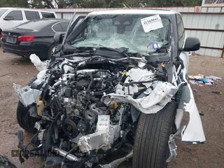 2024 Land Rover Range Rover Sport Dynamic SE with VIN SAL1L9FU7RA403189, listed as a IAAI auction lot 41343048 with Not Provided miles and . Bid and sale history available at DreamBid. Image 6.