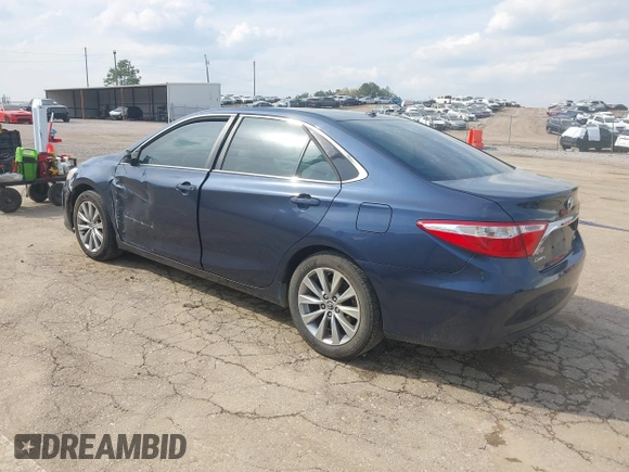2015 Toyota Camry XLE z VIN 4T1BF1FK6FU944436, wystawiony jako IAAI lot #41884677 z przebiegiem 242 571 mil mil oraz . Historia ofert i sprzedaży dostępna na DreamBid. Obrazek 3.
