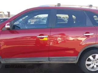 2011 Kia Sorento LX with VIN 5XYKT4A15BG026377, listed as a IAAI auction lot 41826450 with 152,169 mi miles. Bid and sale history available at carsss.com. Image 14.