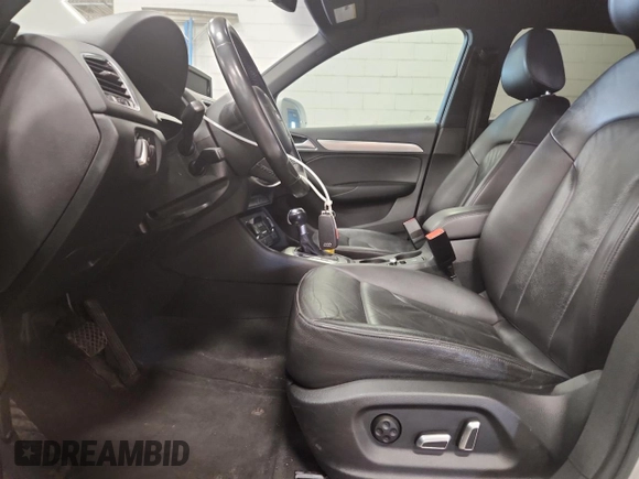 2018 Audi Q3 Premium с VIN WA1ECCFS0JR000899, выставлен на аукционе Copart как лот 59099875 с пробегом 67 354 миль миль и Списание • Salvage title. История ставок и продаж доступна на DreamBid. Изображение 7.