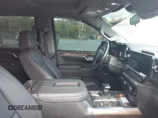 2022 Chevrolet Silverado 1500 RST with VIN 1GCUDEETXNZ561489, listed as a IAAI auction lot 41959032 with 80,614 mi miles and . Bid and sale history available at DreamBid. Image 5.