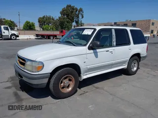 1998 Ford Explorer XLT z VIN 1FMZU32P6WZA04805, wystawiony jako IAAI lot #42569869 z przebiegiem 481 669 mil mil oraz . Historia ofert i sprzedaży dostępna na DreamBid. Obrazek 2.