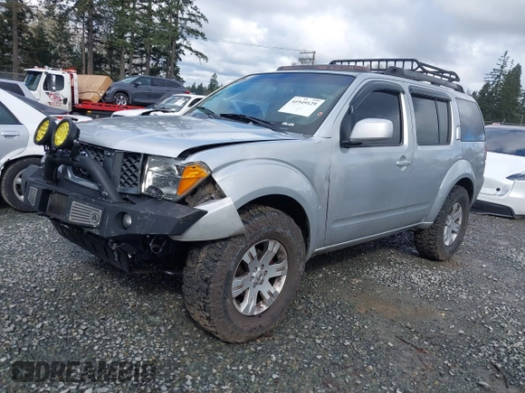 2005 Nissan Pathfinder SE z VIN 5N1AR18W35C790033, wystawiony jako IAAI lot #41949129 z przebiegiem 227 199 mil mil oraz . Historia ofert i sprzedaży dostępna na DreamBid. Obrazek 17.