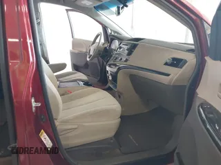 2012 Toyota Sienna LE AAS with VIN 5TDKK3DC9CS247320, listed as a IAAI auction lot 42049985 with 158,159 mi miles. Bid and sale history available at carsss.com. Image 5.