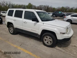 2014 Jeep Patriot Altitude with VIN 1C4NJPBA7ED642359, listed as a Copart auction lot 50761925 with 222,922 mi miles and Salvage Title. Bid and sale history available at DreamBid. Image 4.