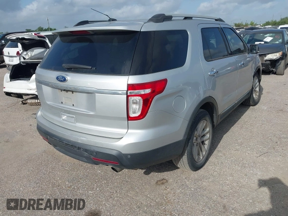 2012 Ford Explorer XLT with VIN 1FMHK7D82CGA25284, listed as a IAAI auction lot 42519994 with 307,467 mi miles and . Bid and sale history available at DreamBid. Image 4.