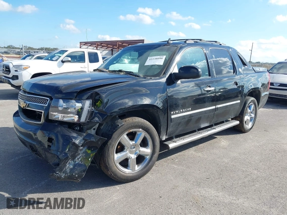 2013 Chevrolet Avalanche LTZ with VIN 3GNMCGE05DG351022, listed as a IAAI auction lot 41138090 with 197,159 mi miles and . Bid and sale history available at DreamBid. Image 2.