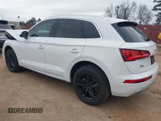2020 Audi Q5 Premium with VIN WA1ANAFY0L2071405, listed as a IAAI auction lot 41672065 with 42,105 mi miles. Bid and sale history available at carsss.com. Image 3.