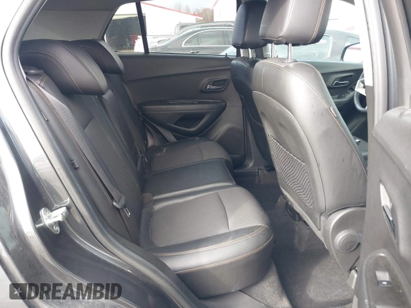 2017 Chevrolet Trax LT with VIN KL7CJPSB4HB167833, listed as a IAAI auction lot 41673007 with 81,333 mi miles. Bid and sale history available at carsss.com. Image 8.