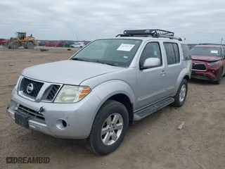 2012 Nissan Pathfinder LE with VIN 5N1AR1NN6CC625814, listed as a IAAI auction lot 41359272 with 174,657 mi miles. Bid and sale history available at carsss.com. Image 2.
