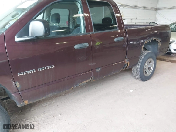 2005 Dodge Ram 1500 ST with VIN 1D7HU18NX5S255916, listed as a IAAI auction lot 41965024 with 227,087 mi miles. Bid and sale history available at carsss.com. Image 6.